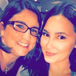 Meet your Posher, Angela